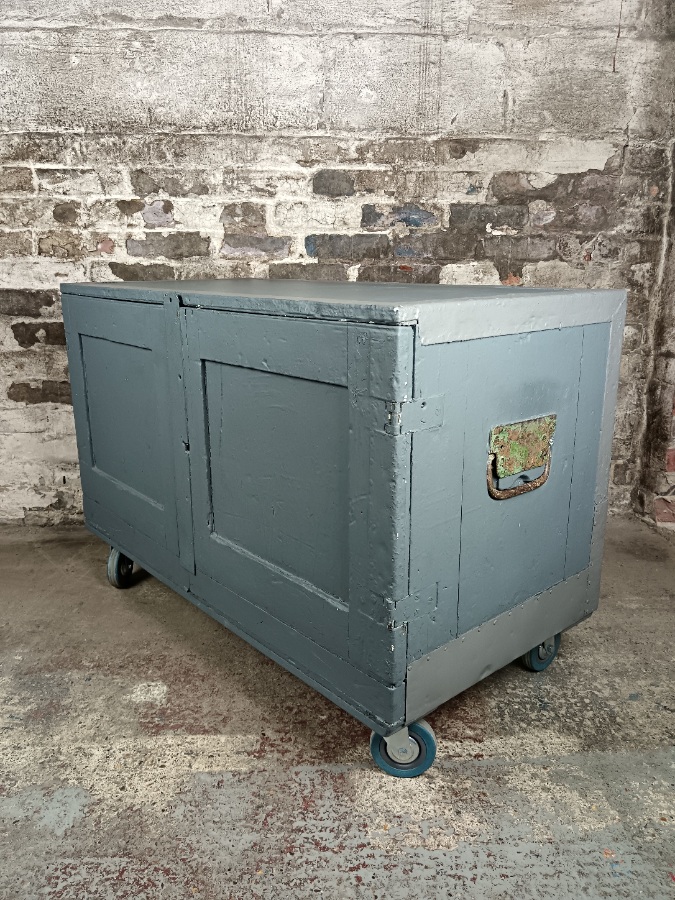 Campaign Military Chest Transporting Packing Case - 19th-Century (1 of 2) (11).jpg